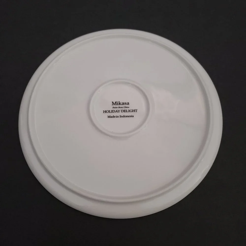 Mikasa Holiday Delight Plate / Server. - Picture 2 of 7